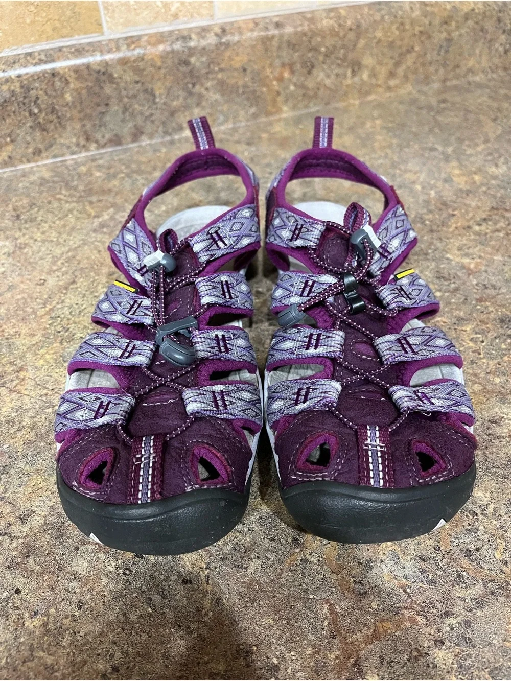KEEN Women’s Size 8 Purple Newport H2 Water Hiking Sport Sandals Vacation